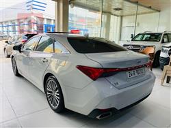 تويوتا أفالون